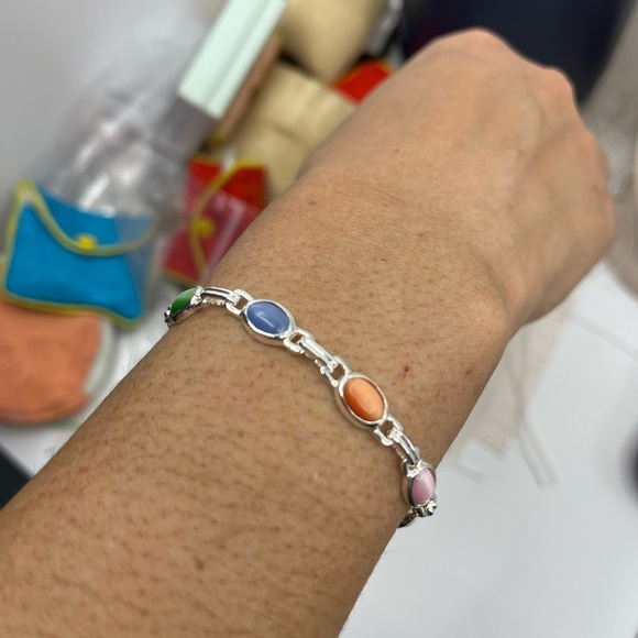 Jewelry - Stunning Vintage Sterling Silver Chainlink Bracelet with Multicolored Cabochons